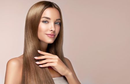 ¡Di hola a un cabello hermoso y radiante con el champú de lavanda y magnesio de Una!